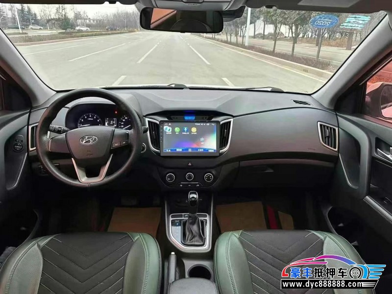 17年现代ix25轿车抵押车出售