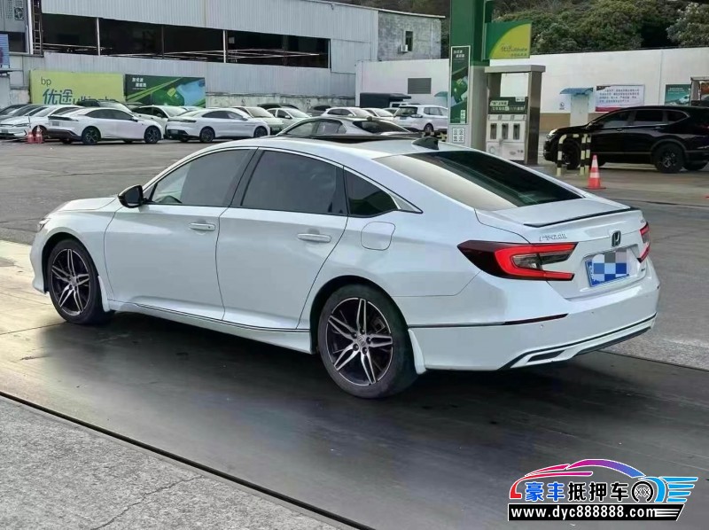 22年本田雅阁轿车抵押车出售