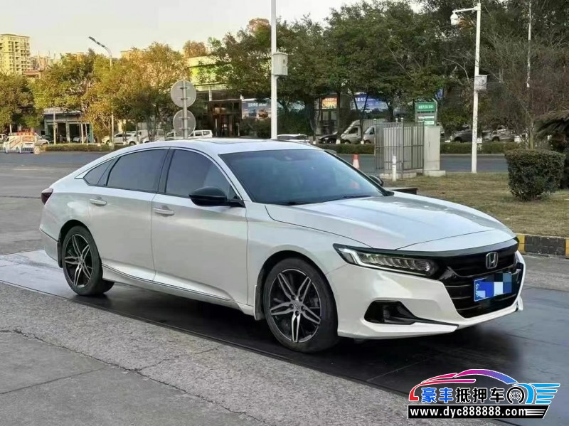 22年本田雅阁轿车抵押车出售