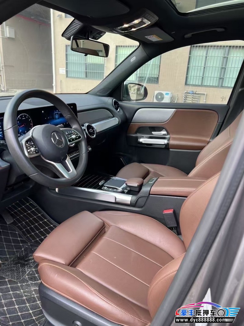 21年奔驰GLB轿车抵押车出售