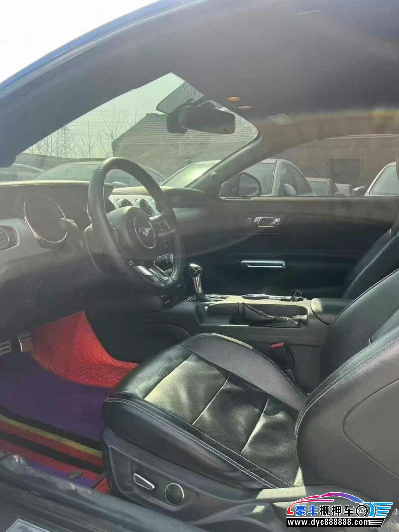 17年福特野马轿车抵押车出售