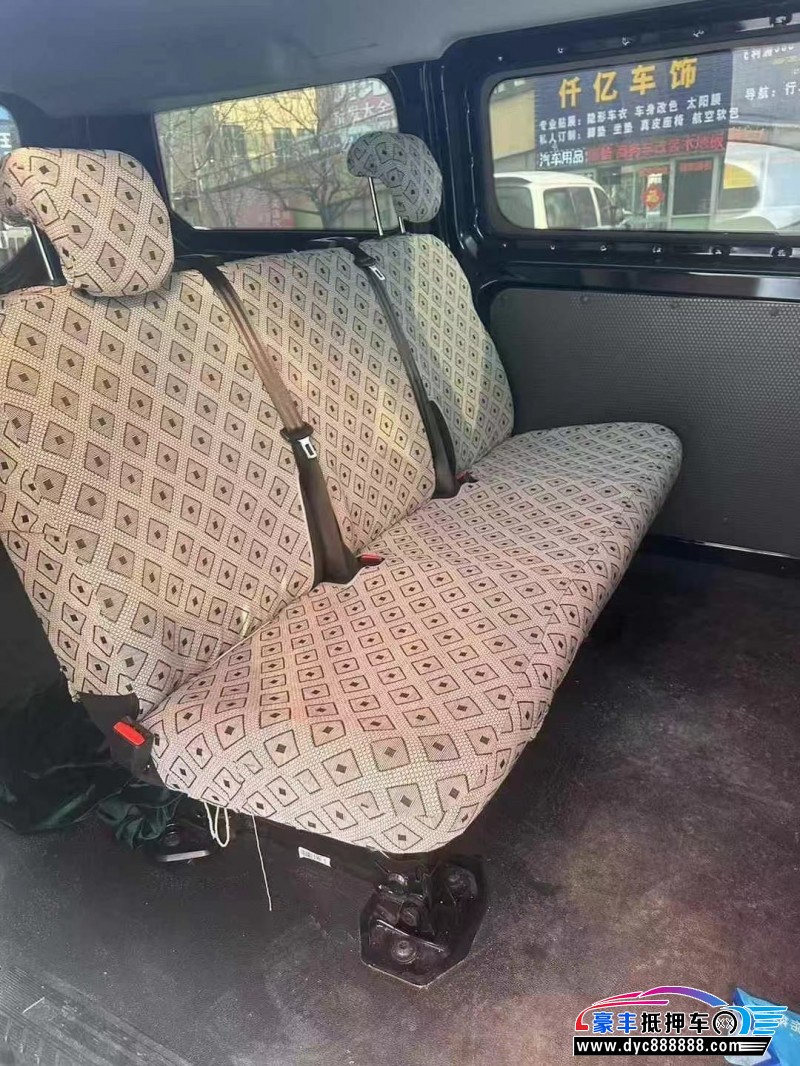 23年福特全顺轿车抵押车出售