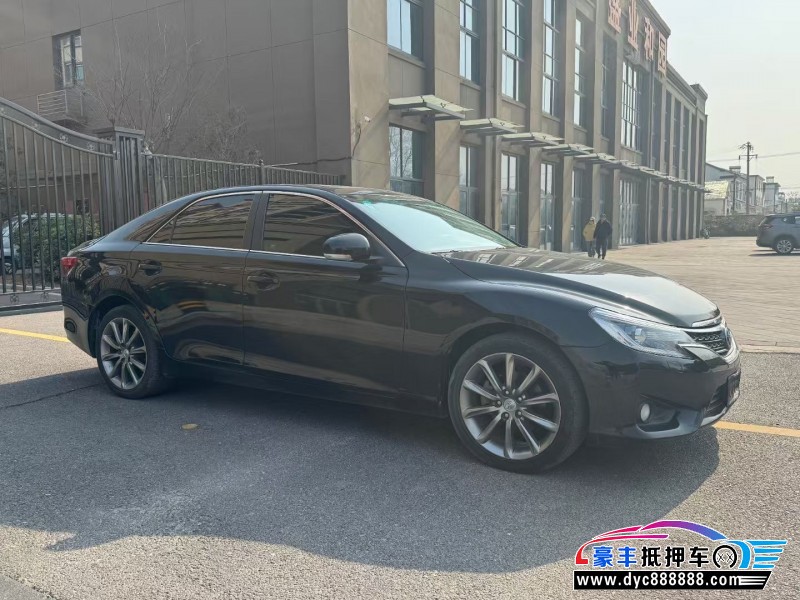 14年丰田锐志轿车抵押车出售