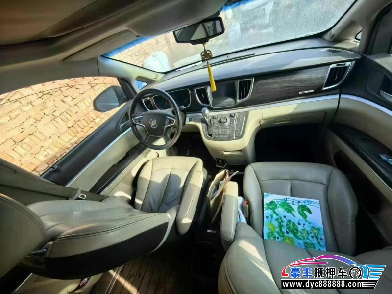 14年别克GL8轿车抵押车出售