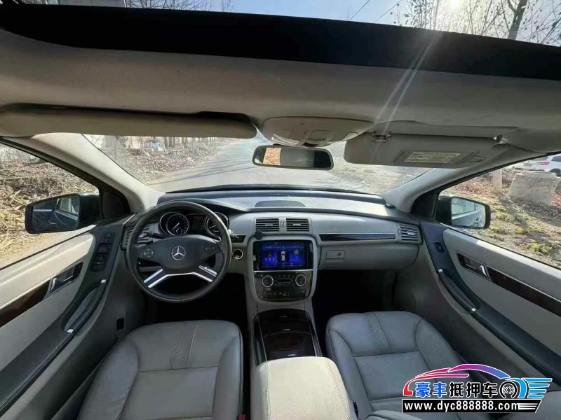 12年奔驰R轿车抵押车出售