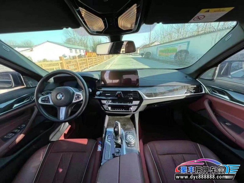 21年宝马5系轿车抵押车出售