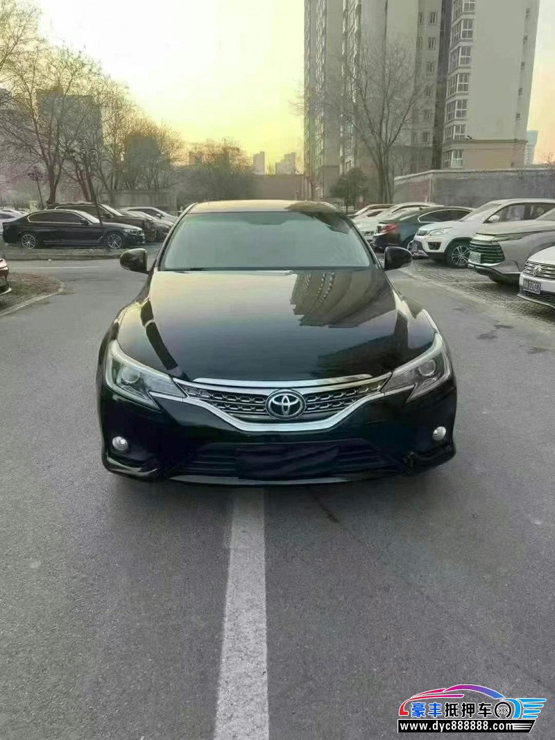 15年丰田锐志轿车抵押车出售
