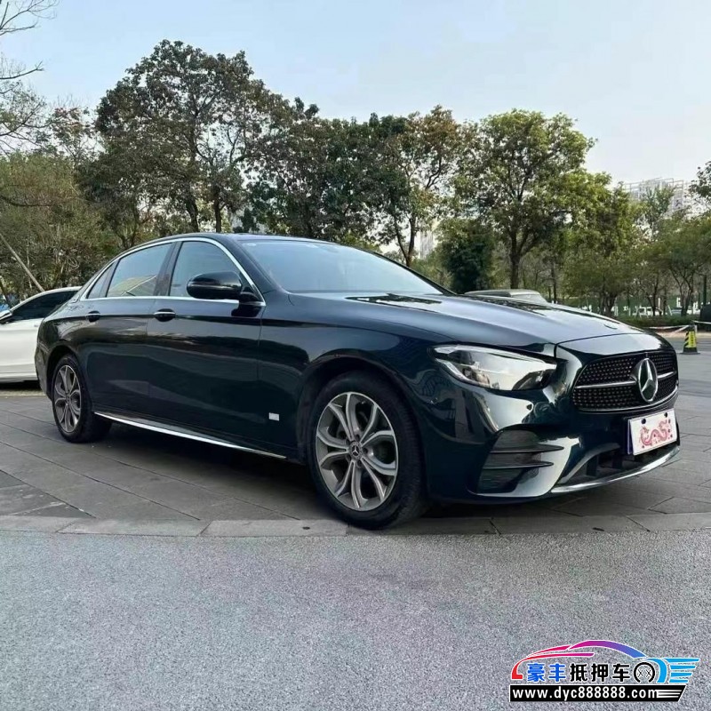 22年奔驰E轿车抵押车出售