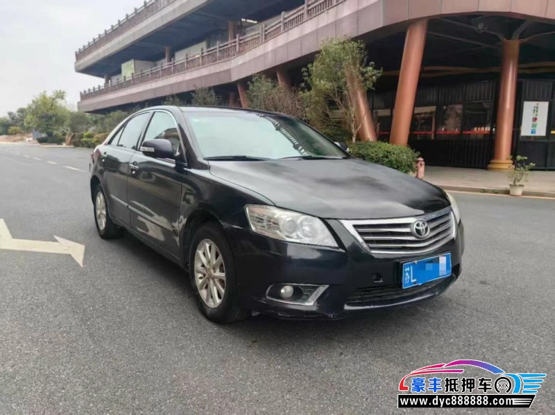 13年丰田凯美瑞轿车抵押车出售