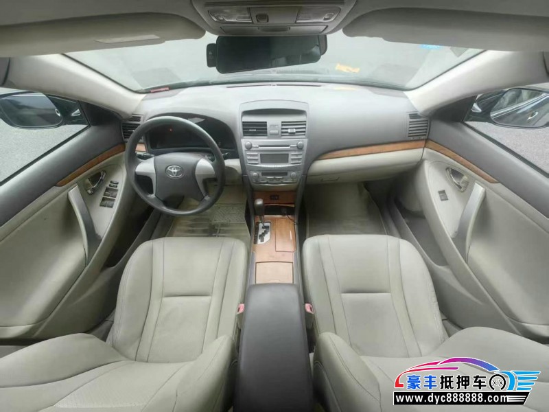 13年丰田凯美瑞轿车抵押车出售