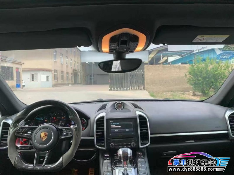 17年保时捷卡宴轿车抵押车出售