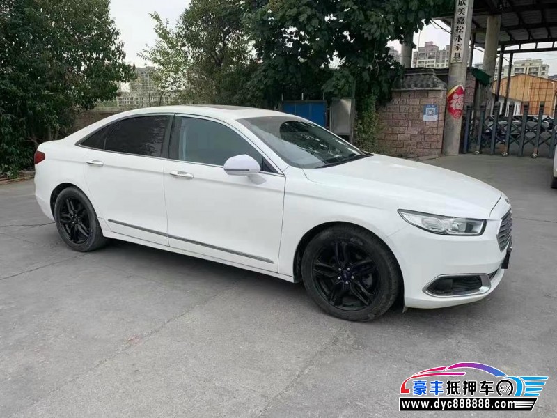 16年福特金牛座轿车抵押车出售