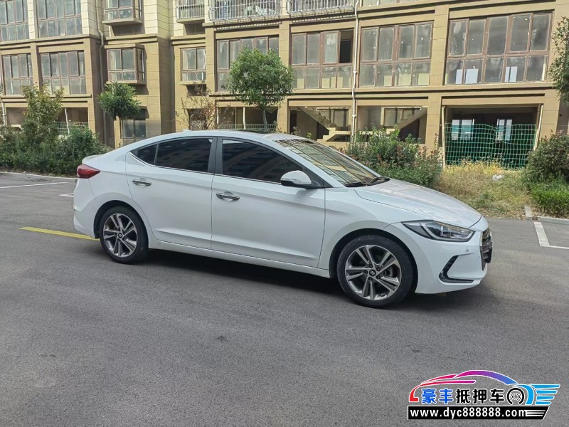 16年现代领动轿车抵押车出售