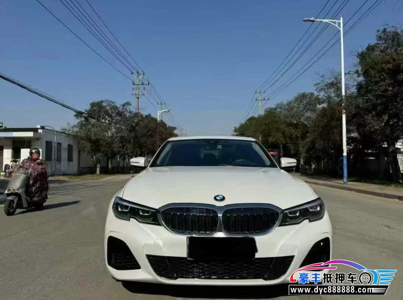 21年宝马3系轿车抵押车出售