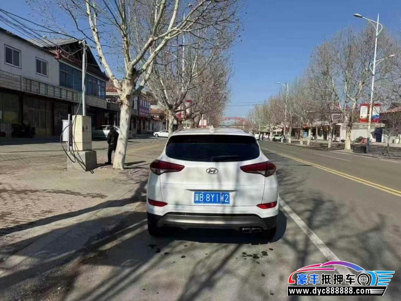 16年现代途胜SUV抵押车出售