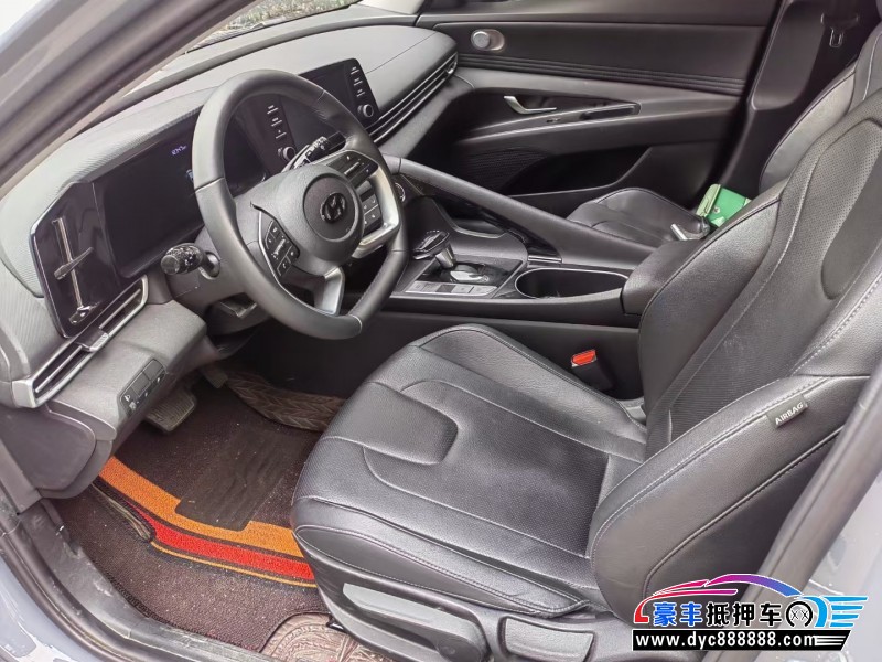 23年现代伊兰特轿车抵押车出售