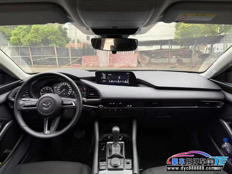 24年马自达马自达3轿车抵押车出售