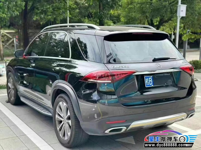 23年奔驰GL轿车抵押车出售