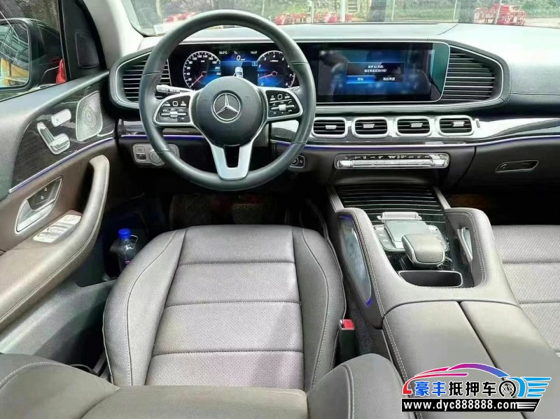 23年奔驰GL轿车抵押车出售