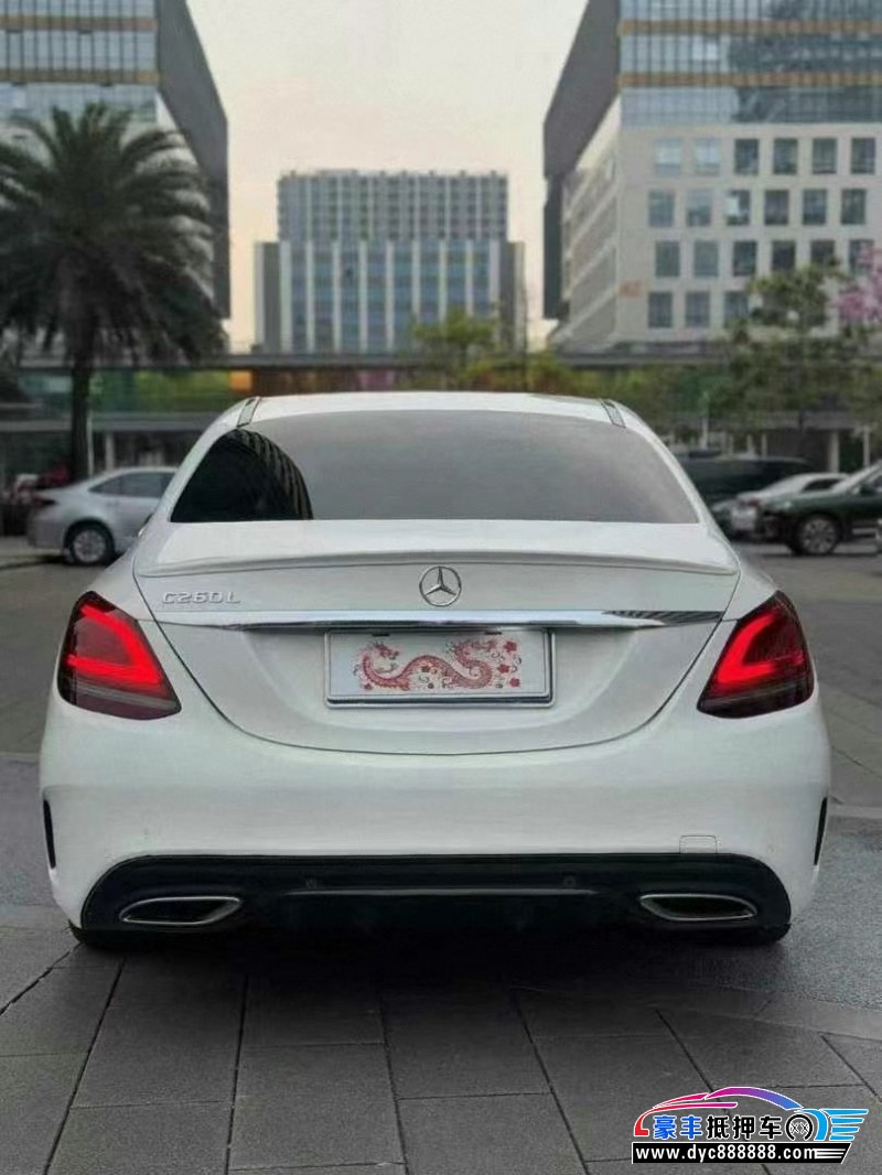 19年奔驰C轿车抵押车出售