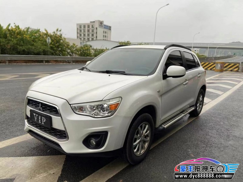 14年三菱劲炫轿车抵押车出售