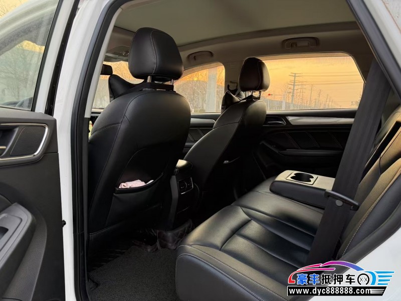 18年荣威RX5轿车抵押车出售