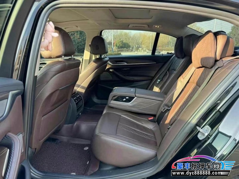 18年宝马5系轿车抵押车出售