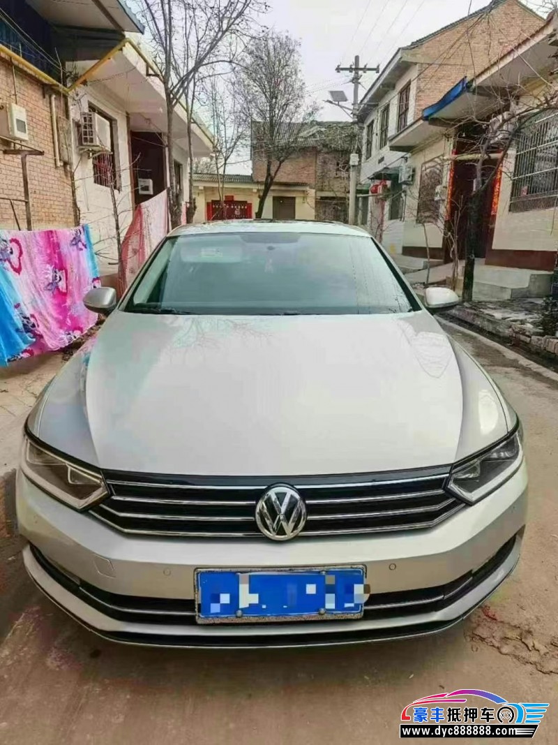 17年大众迈腾轿车抵押车出售