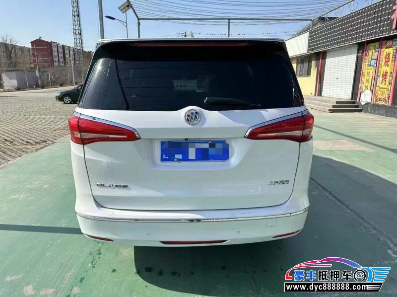 17年别克GL8轿车抵押车出售