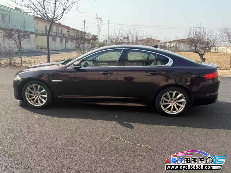 14年捷豹XF轿车抵押车出售