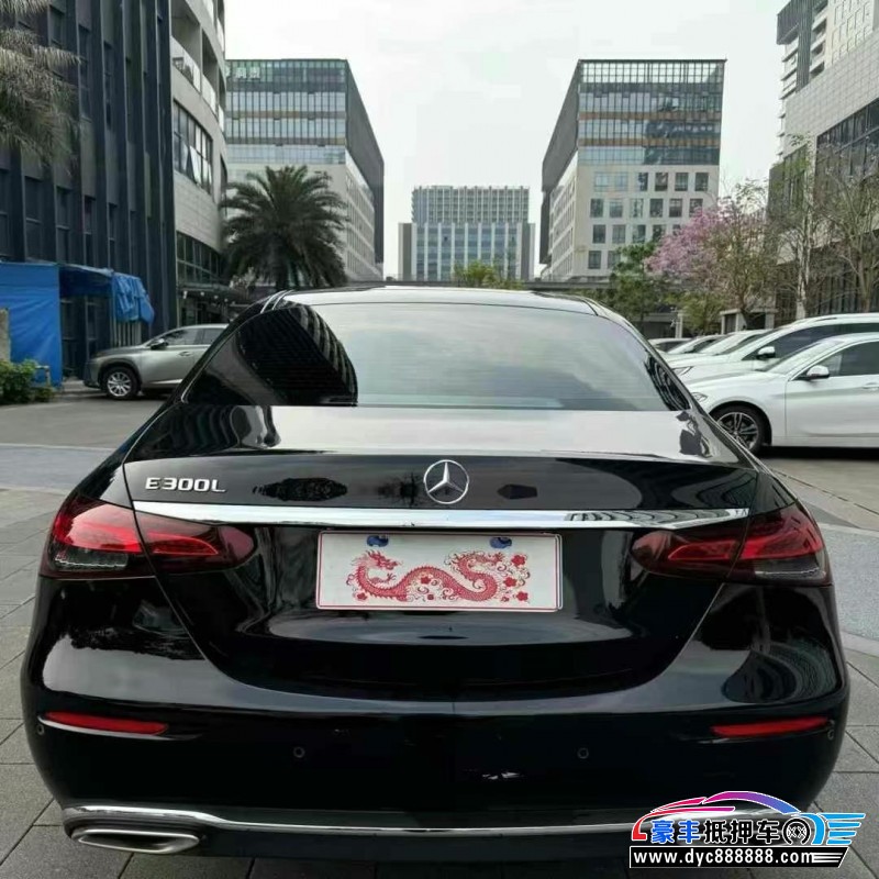 22年奔驰E轿车抵押车出售