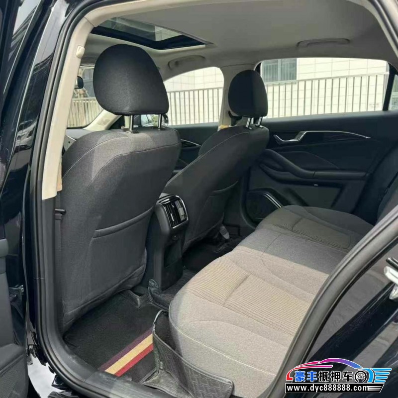 23年奔腾B70轿车抵押车出售