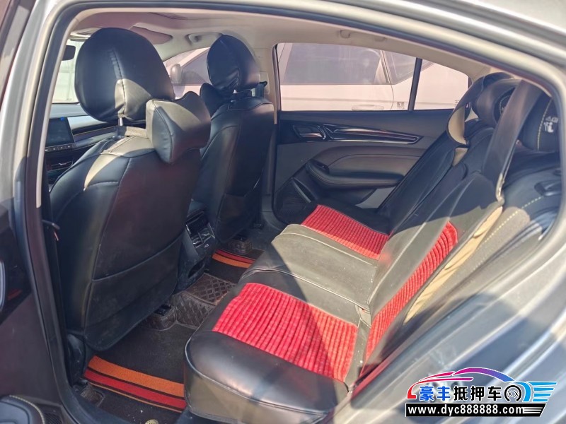 23年荣威i5轿车抵押车出售