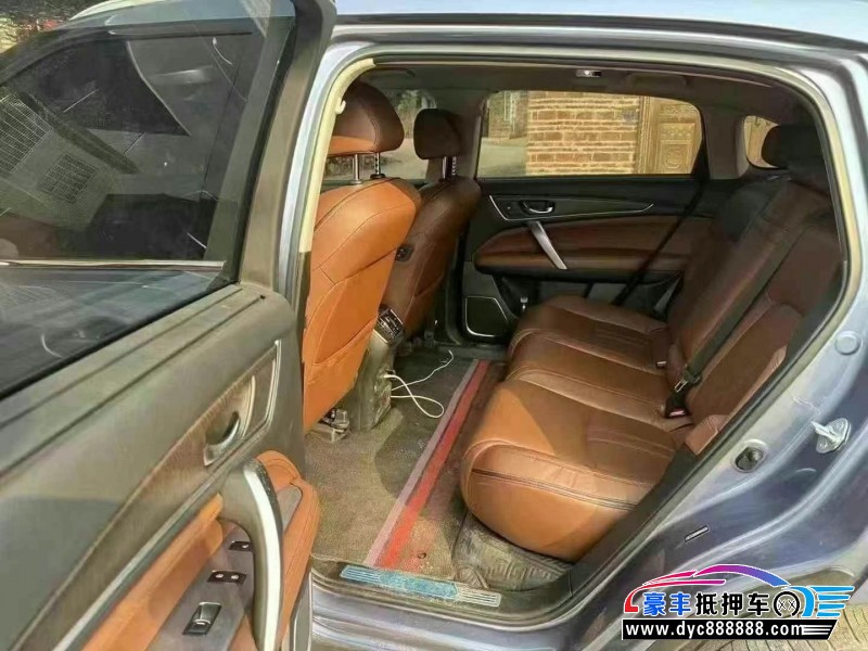 20年本田冠道轿车抵押车出售