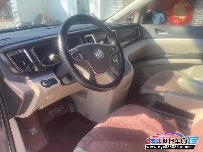 14年别克GL8轿车抵押车出售