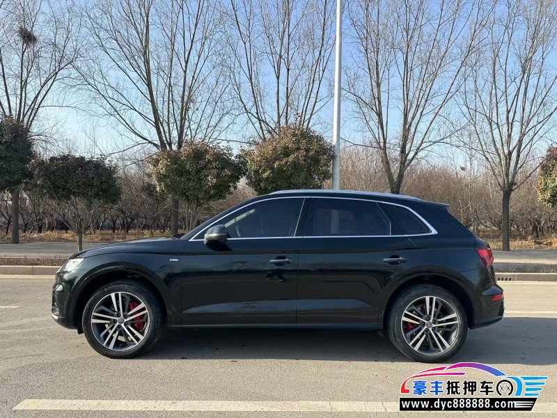 20年奥迪Q5轿车抵押车出售