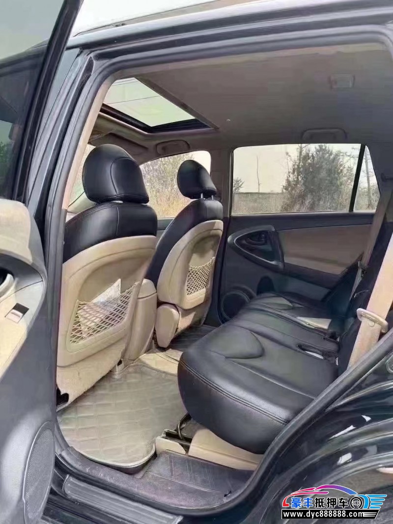 13年丰田RAV4轿车抵押车出售