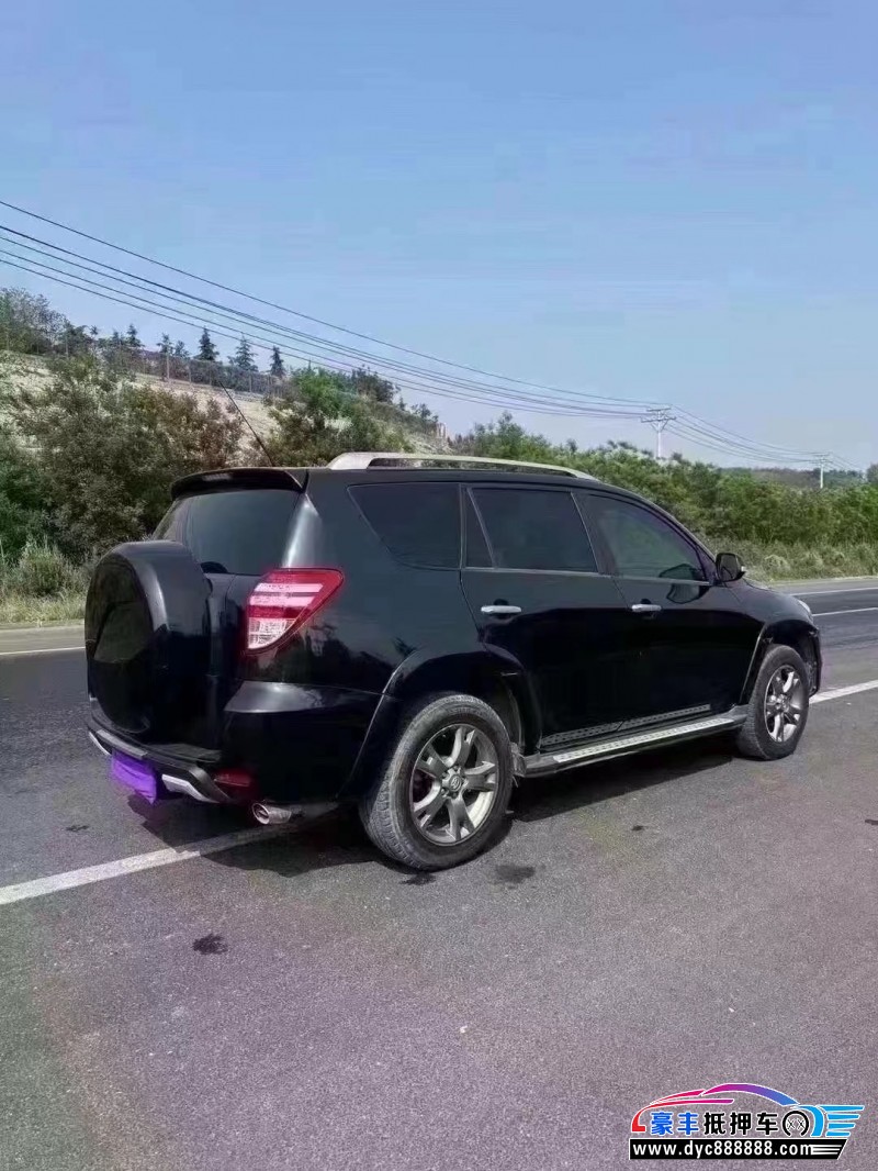 13年丰田RAV4轿车抵押车出售