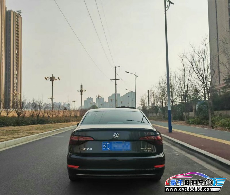 19年大众速腾轿车抵押车出售