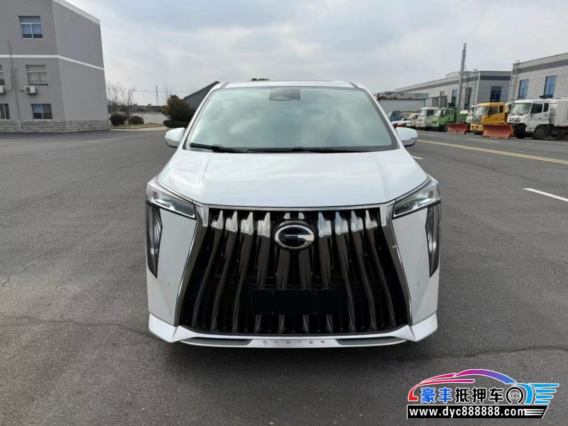 23年传祺M8轿车抵押车出售