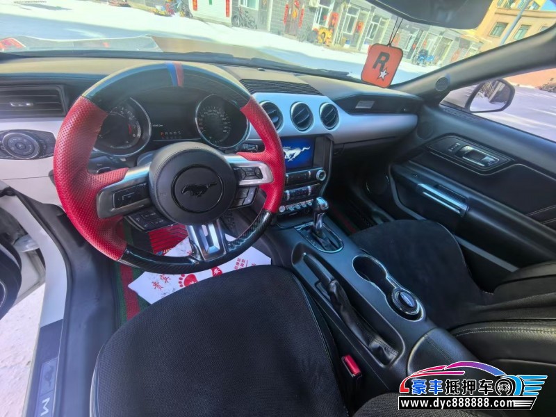 16年福特野马轿车抵押车出售