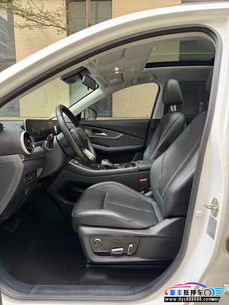 21年东风风行T5轿车抵押车出售