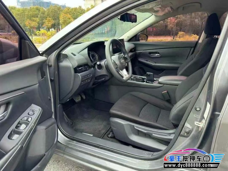 23年日产轩逸轿车抵押车出售