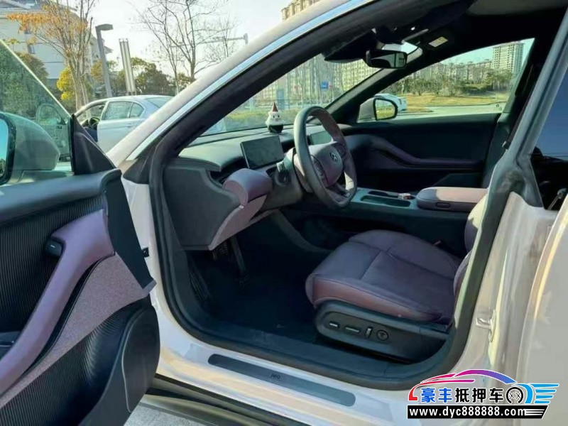 23年蔚来ET5轿车抵押车出售