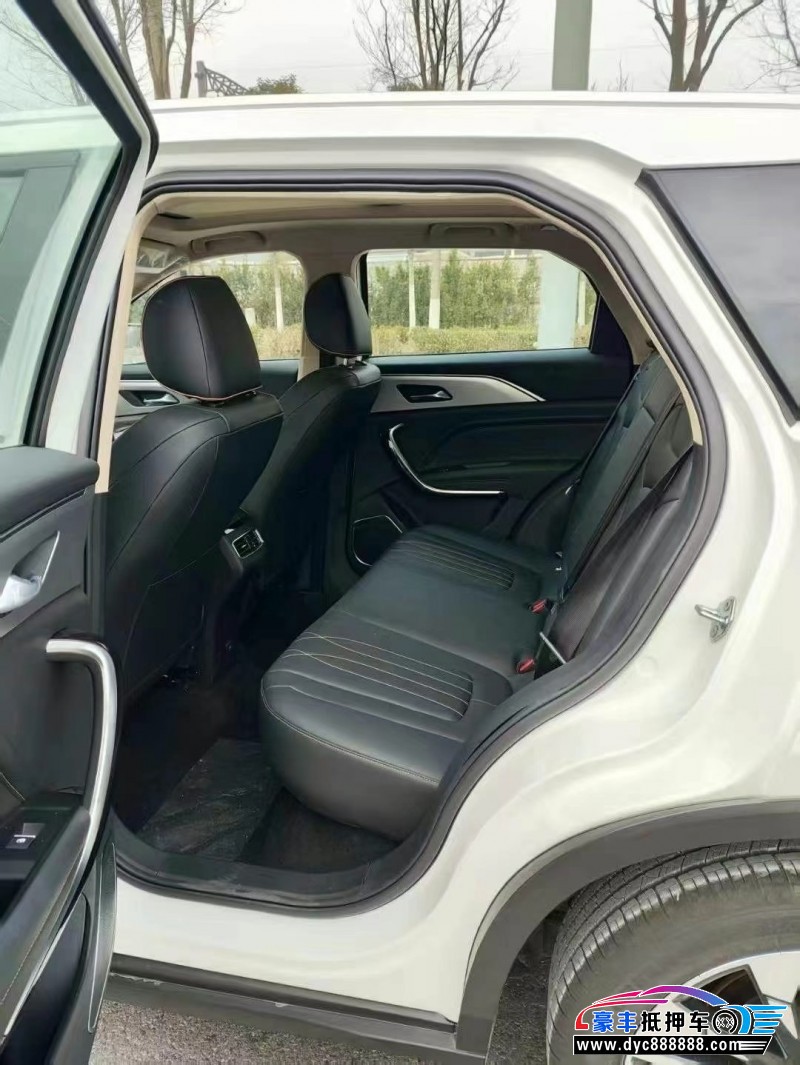 24年奔腾T77轿车抵押车出售