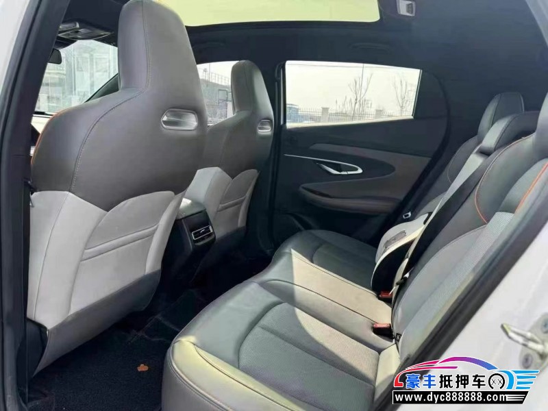 22年长安长安UNI轿车抵押车出售