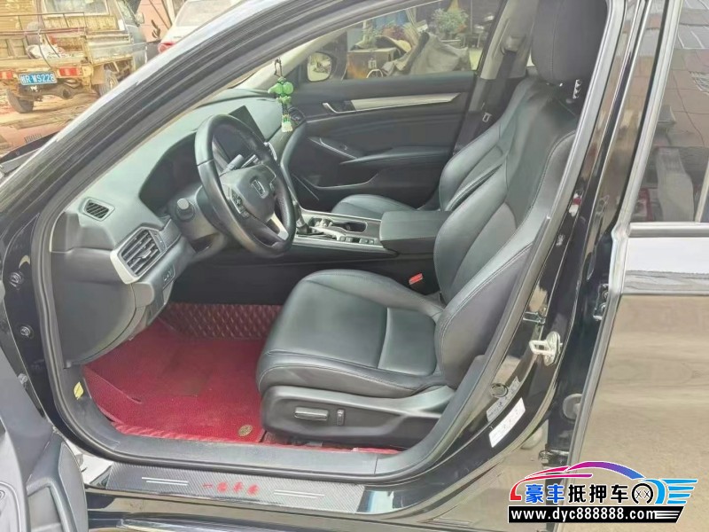 22年本田雅阁轿车抵押车出售