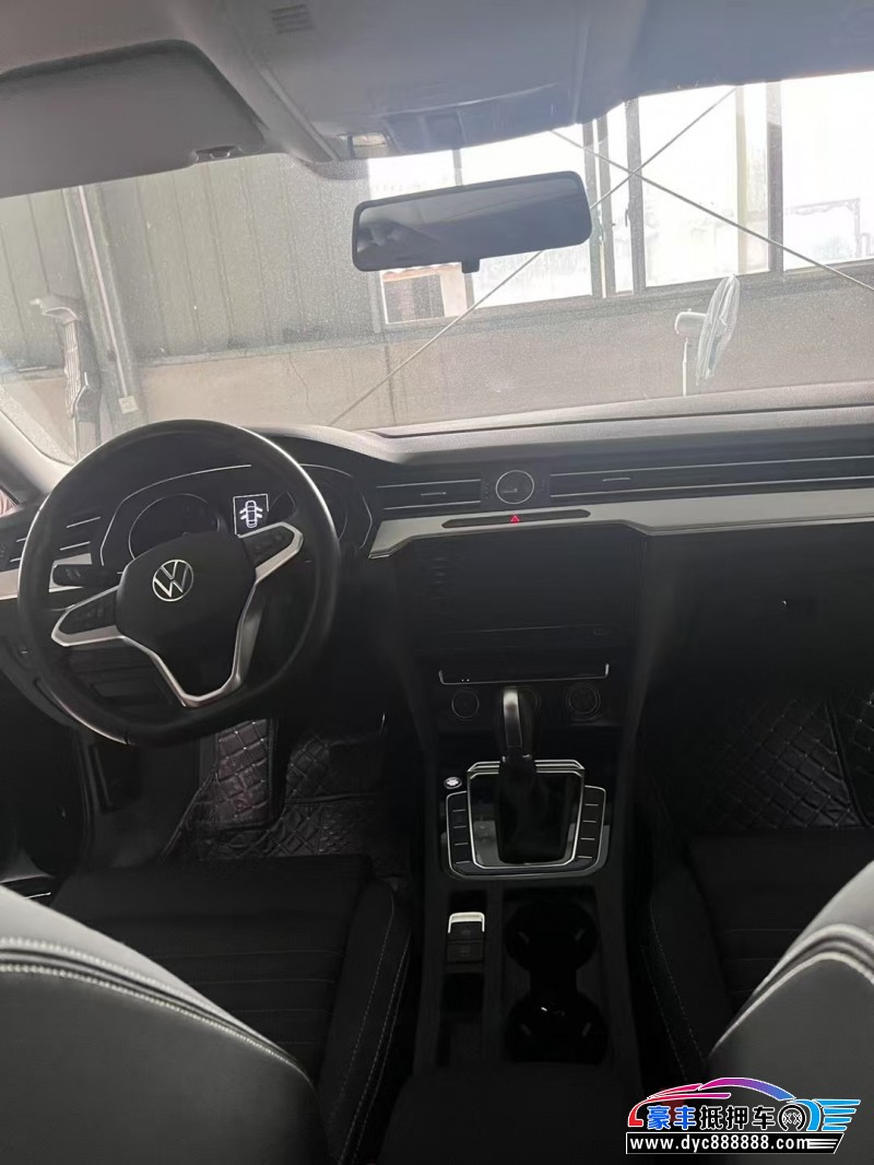 21年大众迈腾轿车抵押车出售