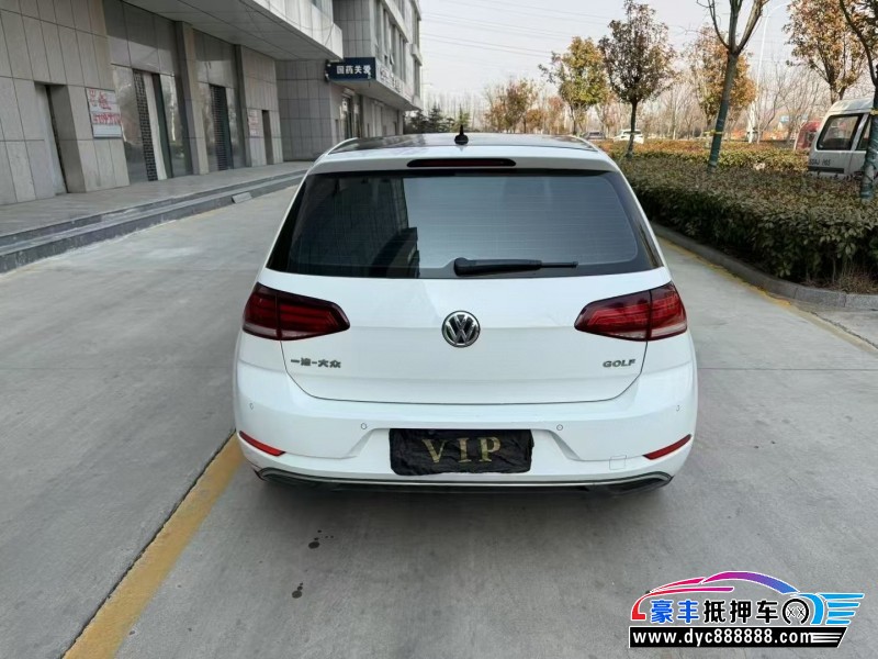 19年大众高尔夫轿车抵押车出售