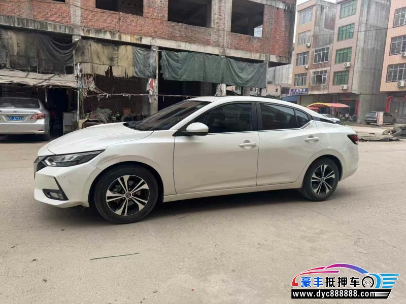 22年日产轩逸轿车抵押车出售
